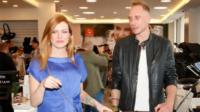 Gabriela Soukalová s přítelem Mirkem kvůli stavbě domu odložili svatbu. Gabriela Soukalová s přítelem Mirkem kvůli stavbě domu odložili svatbu.