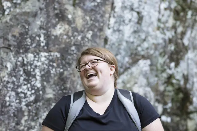 Inteligentní lidé reagují na nenápadné urážky často s humorem a nadhledem.